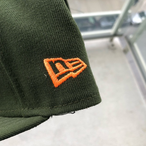 Leaders Chicago hat - Picture 3 of 5